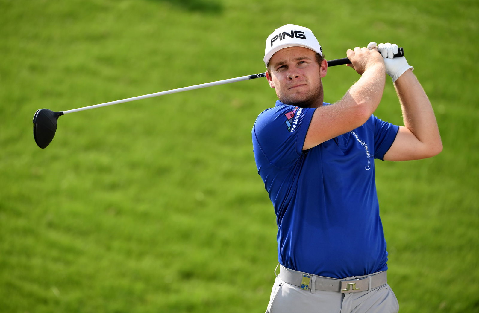 How far can a Tour pro hit old golf clubs?